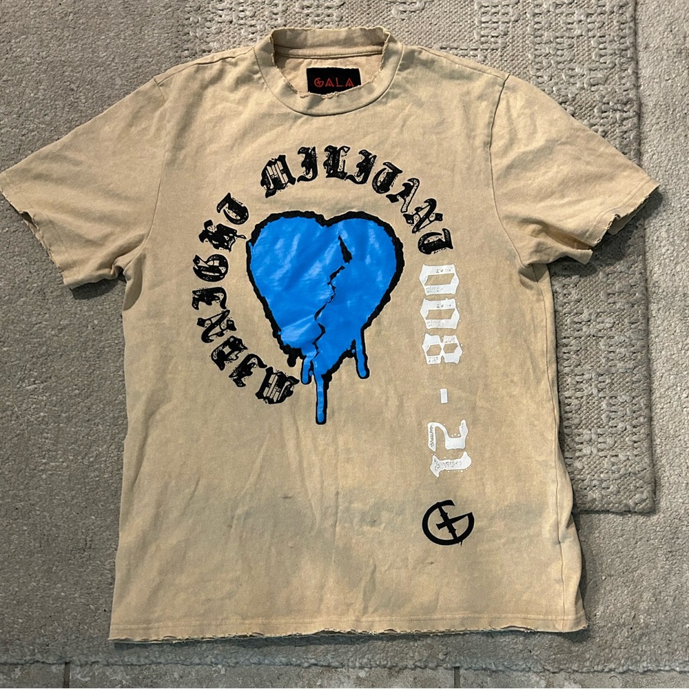 GALA Resistance T-Shirt Mens Size L Blood Smoke Ashes